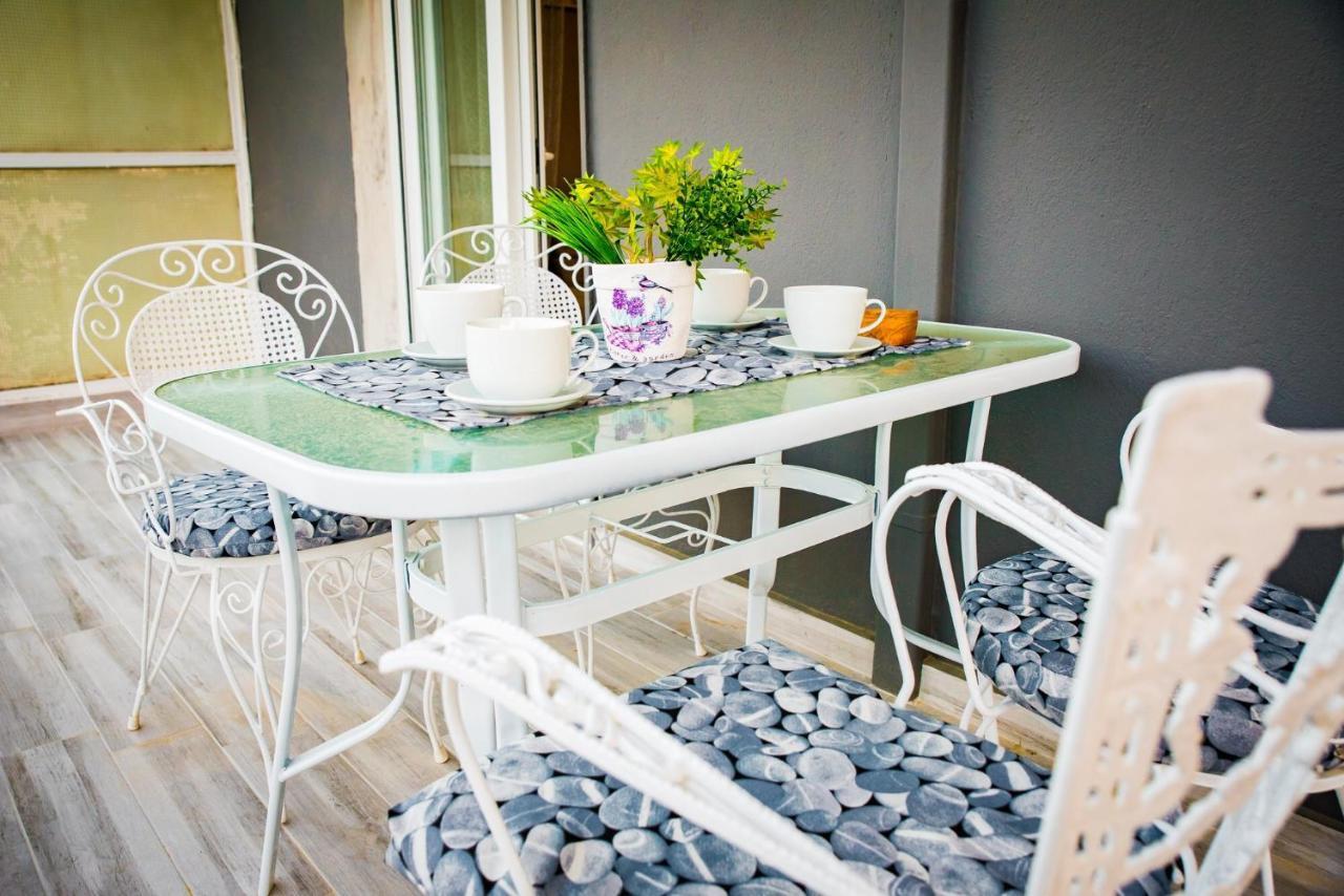 Diamond Lux Apartment PalaiónTsiflíkion Dış mekan fotoğraf