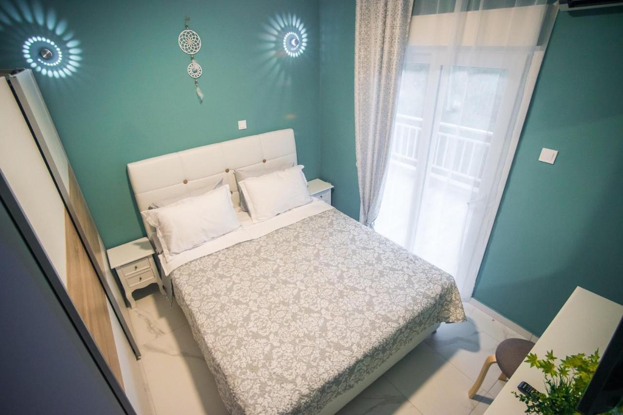 Diamond Lux Apartment PalaiónTsiflíkion Dış mekan fotoğraf